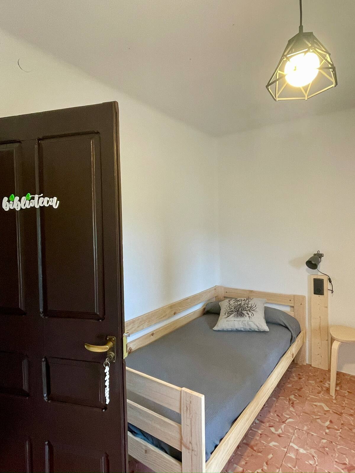 Biblioteca, habitació individual/doble a demanda